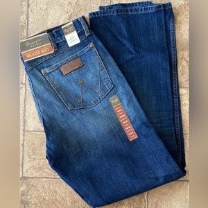 Mens Wrangler Retro Relaxed Bootcut jeans